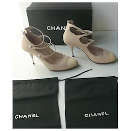 Chanel-CHANEL Salomé pumps Brides Light beige T38 It-Beige
