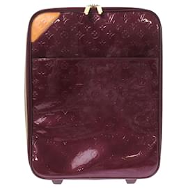 Louis Vuitton-Louis Vuitton Pegase ou pégase-Purple