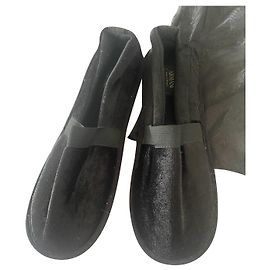 Armani slippers Black