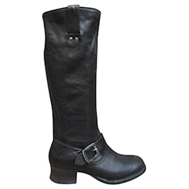 Frye-size frye boots 36 New condition-Black