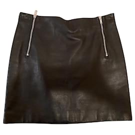 Saint Laurent Saia de couro Preto