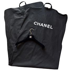 Chanel XL Travel case + hanger Black