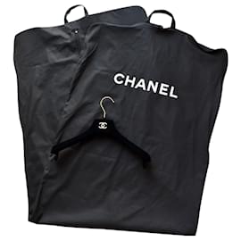 Chanel-XL Custodia da viaggio + gancio-Nero
