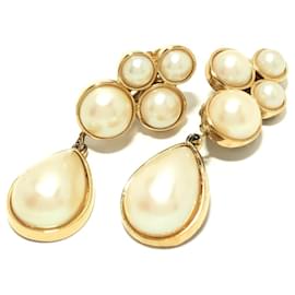 Boucle d'oreille Givenchy Doré