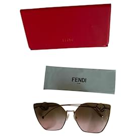 Fendi-Sunglasses-Golden