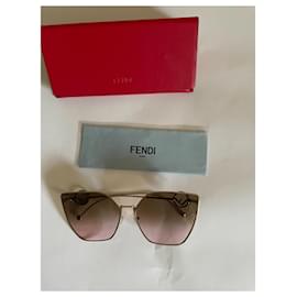 Fendi-Sunglasses-Golden