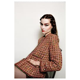 Chanel-Jaqueta de tweed RARA-Multicor