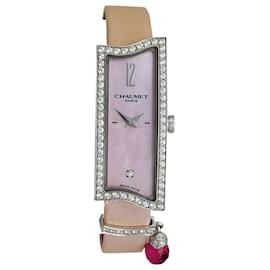 Chaumet-Relógio Chaumet "Frisson" em ouro branco, diamantes, madrepérola e turmalina.-Outro
