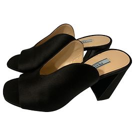 Prada Maultiere Schwarz
