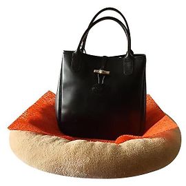 Longchamp Roseau Handtasche aus schwarzem Leder Schwarz