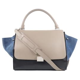 Céline Trapèze Outro