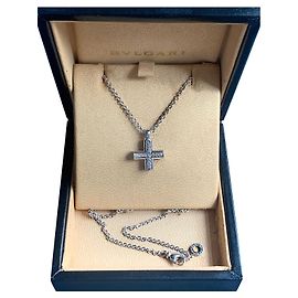 Croix grecque Bulgari avec collier Blanc