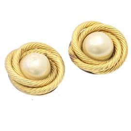 Chanel-CHANEL Clip-on Earring Gold Tone CC Auth ar4781-Other
