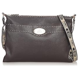 Fendi-Sac bandoulière en cuir marron Selleria Fendi-Marron,Marron foncé