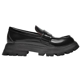 Alexander Mcqueen Tomaia e Mocassini Ru in Pelle Nera Nero