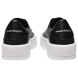 Alexander Mcqueen-Deck Sneakers in Black Leather-Black