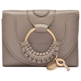 See by Chloé Cartera pequeña Hana en cuero granulado gris Gris