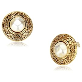 Chanel-Pendientes de clip de perlas de imitación de oro de Chanel-Dorado