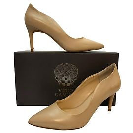 Vince Camuto Jaynita escarpins nude Beige Chair