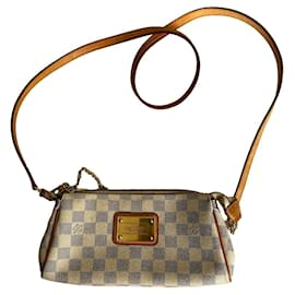 Louis Vuitton-Louis Vuitton checkered clutch-Beige