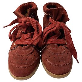Isabel Marant Bobby Sneakers in Red Suede Dark red