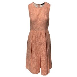 Vestido Tibi Coral Plisado Coral