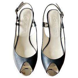 Chanel Leather Sandals Dark Grey 36.5 Dark grey