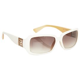 Fendi-Fendi White Square Tinted Sunglasses-Black,White