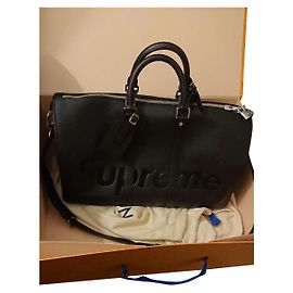 Supreme Louis Vuitton 55 Keepal Preto