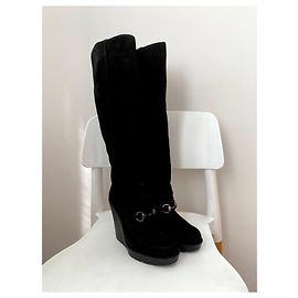Botas Gucci de ante con cuña Negro