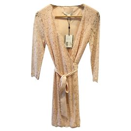 Vestido de renda Diane Von Furstenberg Julianne Rosa Rosa