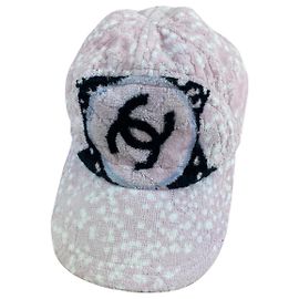 Chanel Chapeaux Rose