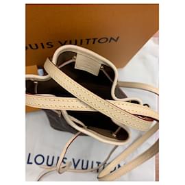 Louis Vuitton-Bolso bombonera Louis Vuitton Nano Noè, NUEVO, Nunca usado, original-Castaño