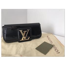 Louis Vuitton-Sobe-Preto