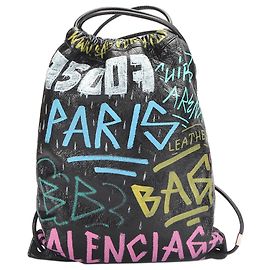 Balenciaga Sac à dos en cuir noir Graffiti Explorer avec cordon de serrage Noir Multicolore
