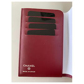 Chanel-Porta-passaporte Chanel-Bordeaux