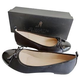 NEUVE BALLERINE JB MARTIN NOIR 40 BOX Noir