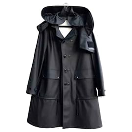 Burberry-BURBERRY IMPERMEABLE TAMAÑO NEGRO 50-Negro