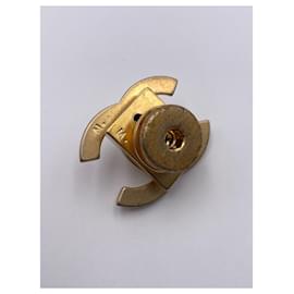 Chanel-CHANEL CC turnlock gold clasp  4x3 cm-Golden
