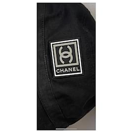 Chanel-Chapeaux-Noir,Gris