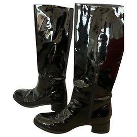 Prada Schwarze Lackstiefel Schwarz