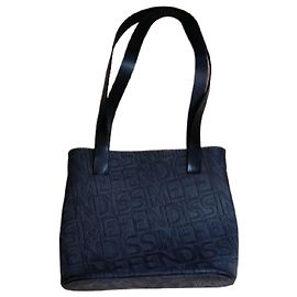 [Gebraucht] Fendissime Handtasche made in Italy mit Beutel Grau
