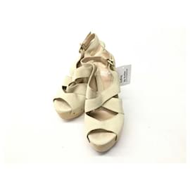 Fendi-[Used] Fendi wooden suede sandals-Beige