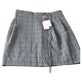 Falda Uniqlo Ines De La Fressange Gris Lana Gris