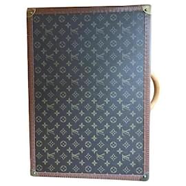 Louis Vuitton Rigid Suitcase Brown Leather Brown