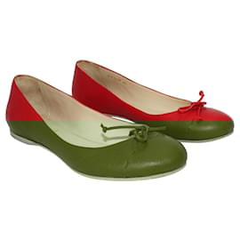 Fendi-Classic Red Leather Ballerinas-Red