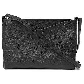 Louis Vuitton Pochette Pallas BB Noir
