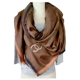 Chanel sciarpe Blu Altro Bronzo