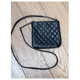 Chanel-Chanel shoulder sling bag-Black