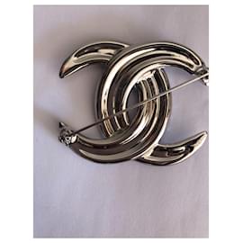 Chanel-Pins & Broschen-Silber Hardware